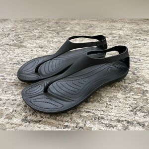 Crocs Sexi Serena Black Womens Size 7 Thong Sandals T Strap